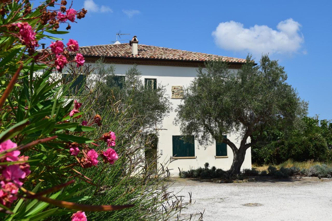 Borghetto Country Apartments Saludecio Exterior foto
